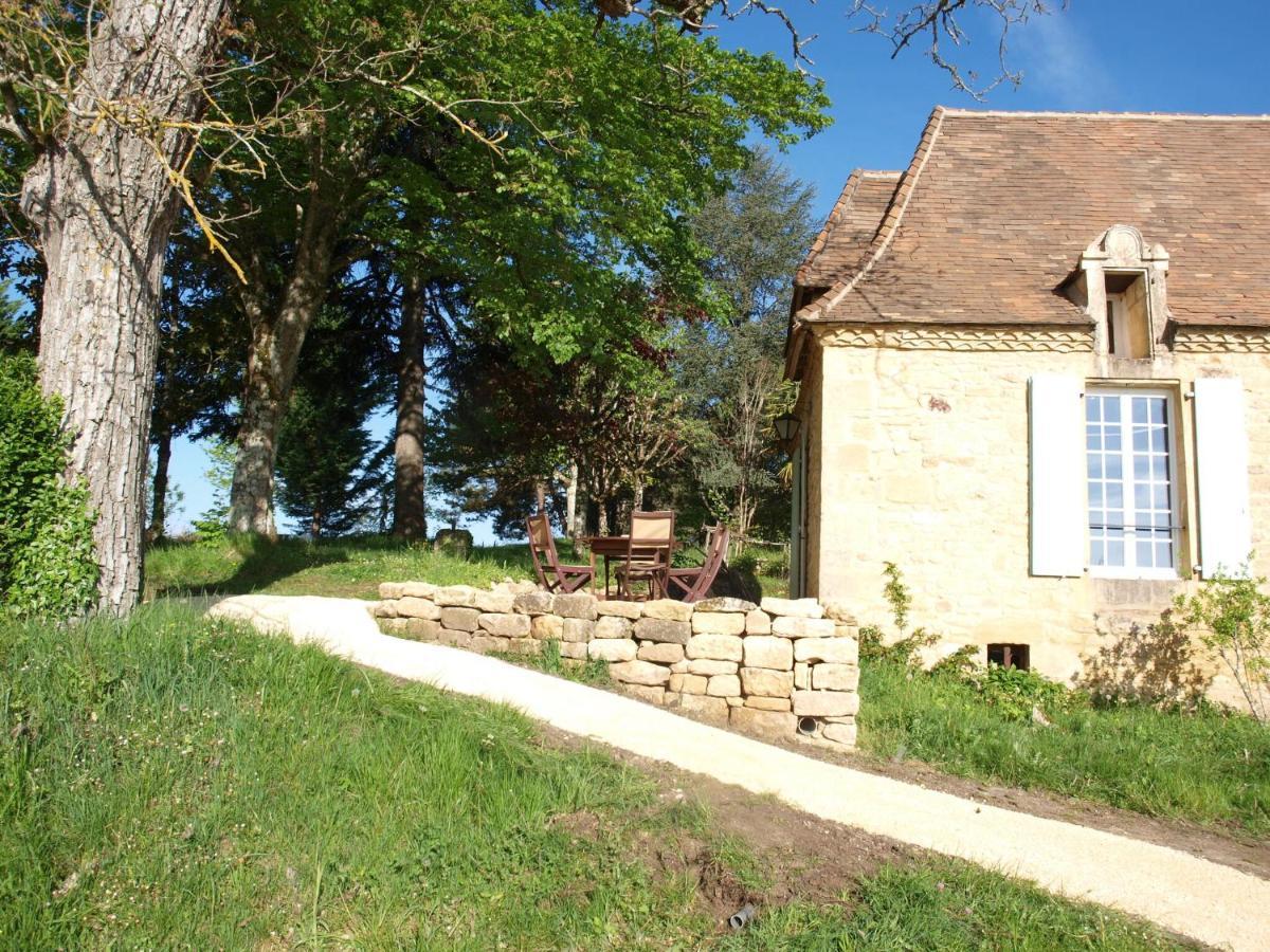 Cozy Cottage In Aquitaine With Private Swimming Pool Peyzac-le-Moustier Eksteriør bilde