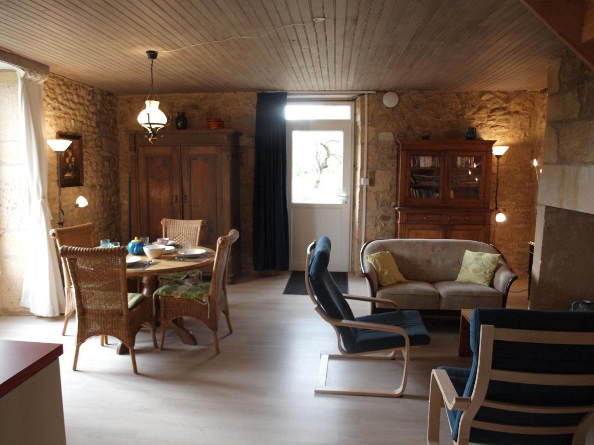 Cozy Cottage In Aquitaine With Private Swimming Pool Peyzac-le-Moustier Eksteriør bilde