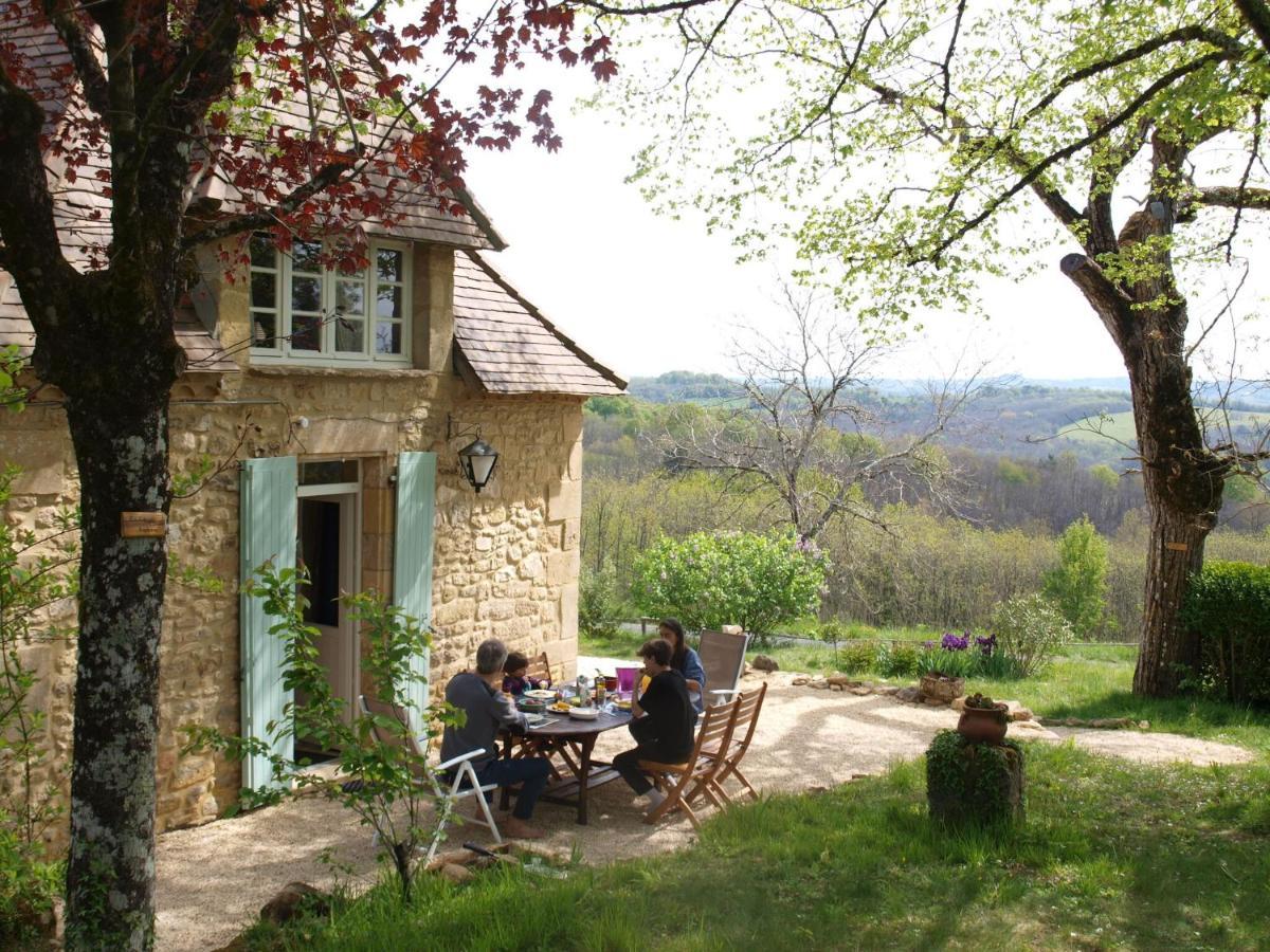 Cozy Cottage In Aquitaine With Private Swimming Pool Peyzac-le-Moustier Eksteriør bilde